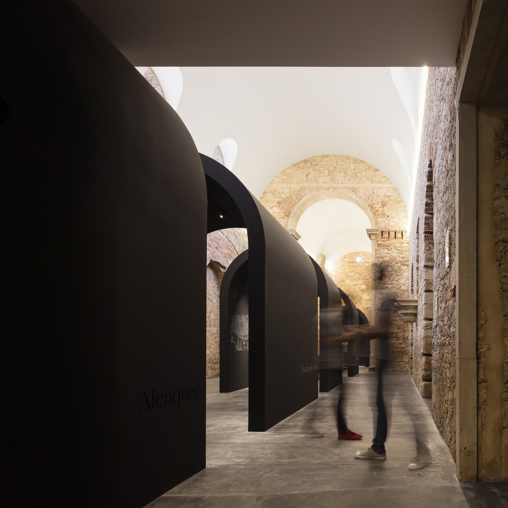 葡萄牙阿伦克尔德戈伊斯展览馆和审讯受难者纪念堂---酷图编号1205434