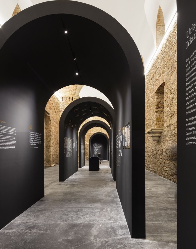 葡萄牙阿伦克尔德戈伊斯展览馆和审讯受难者纪念堂---酷图编号1205437