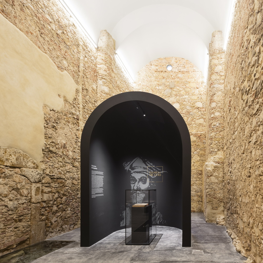 葡萄牙阿伦克尔德戈伊斯展览馆和审讯受难者纪念堂---酷图编号1205438