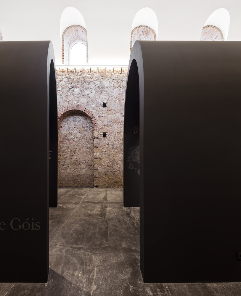 葡萄牙阿伦克尔德戈伊斯展览馆和审讯受难者纪念堂---酷图编号1205444