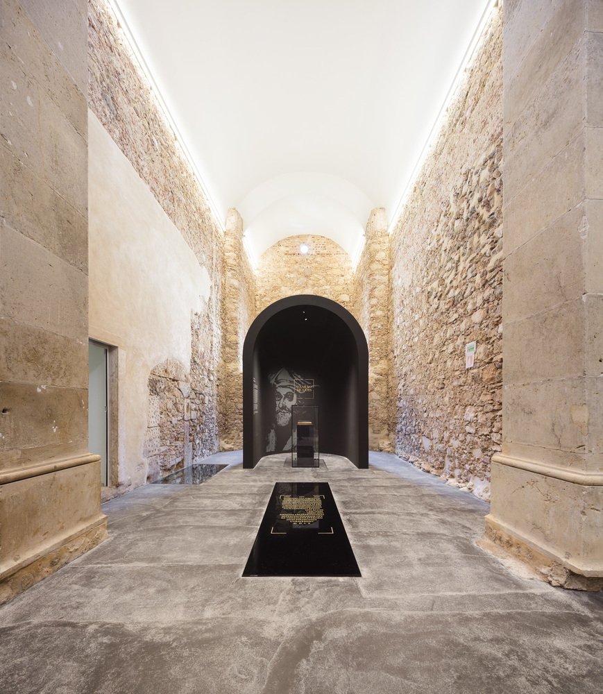 葡萄牙阿伦克尔德戈伊斯展览馆和审讯受难者纪念堂---酷图编号1205458