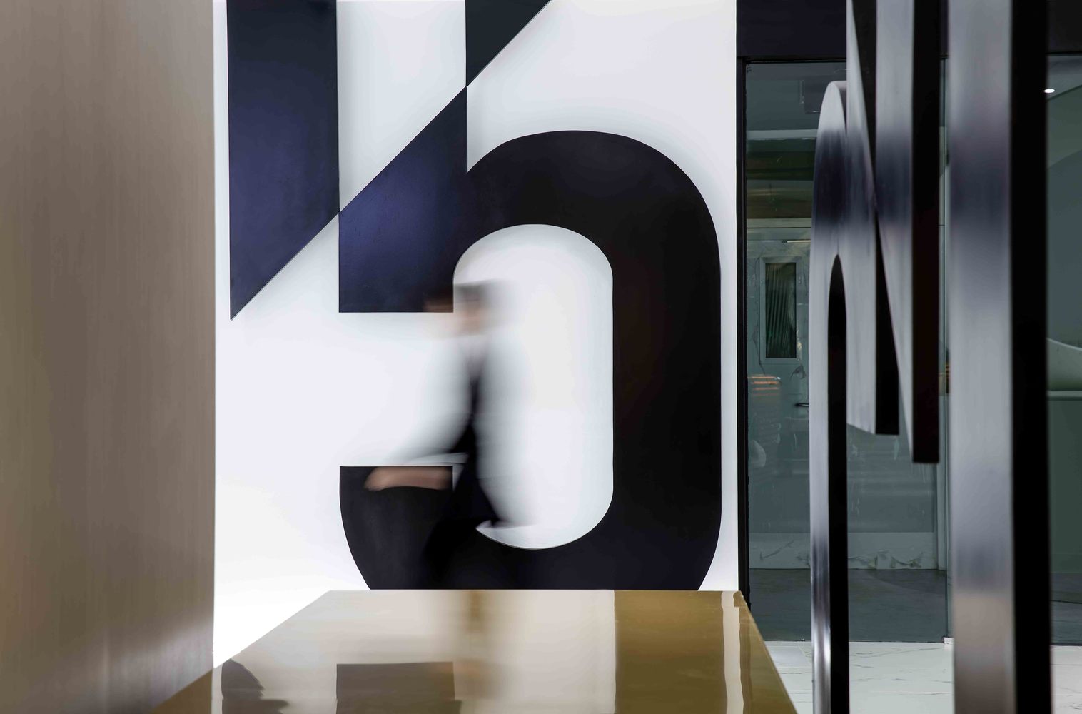 1100平米的“咪蒙”北京办公室---酷图编号1206203