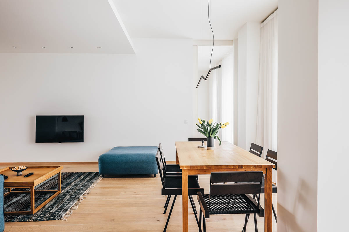 四个使用白色木材达到良好效果的明亮开朗室内设计---酷图编号1206987