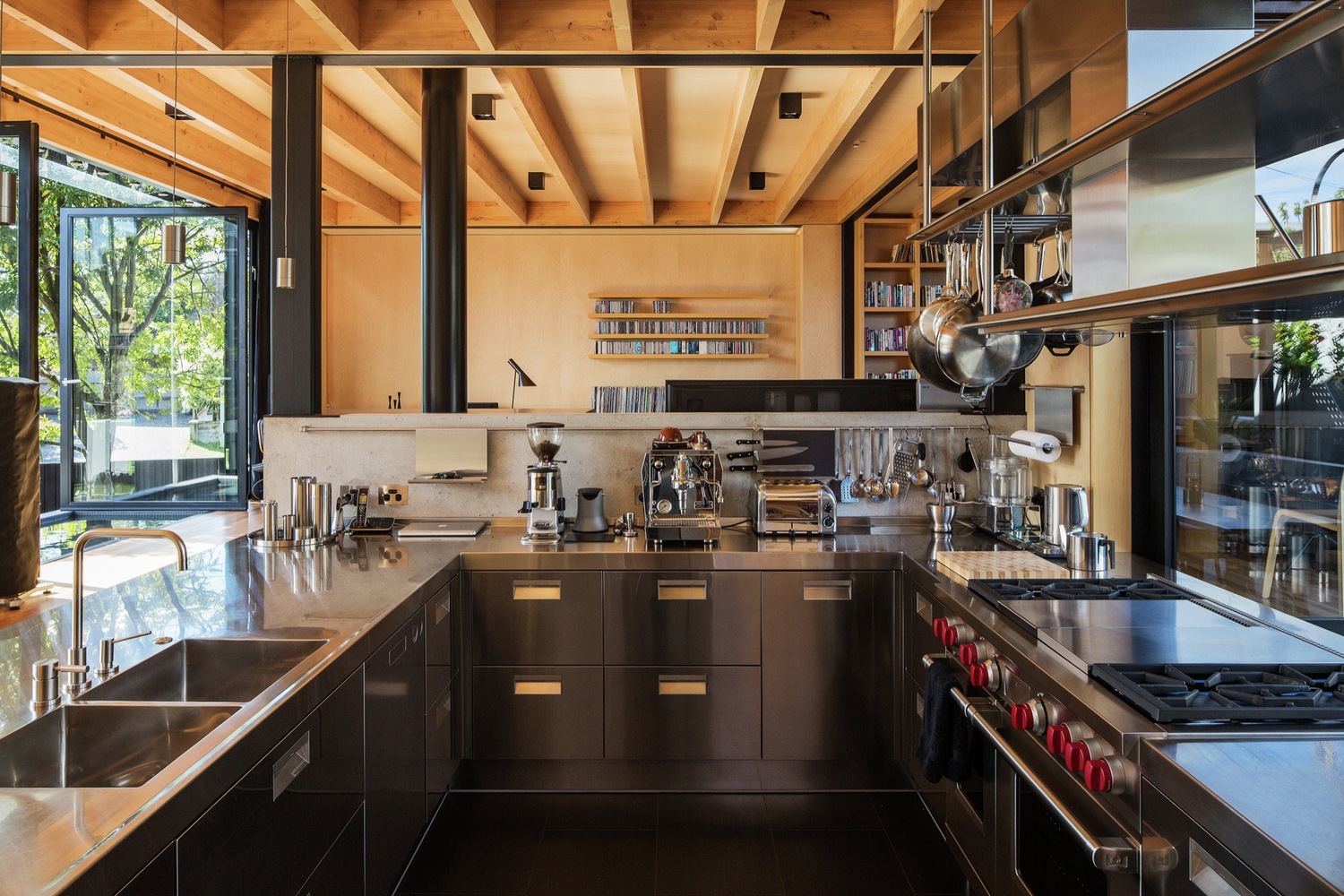 480平米的船屋---酷图编号1207174