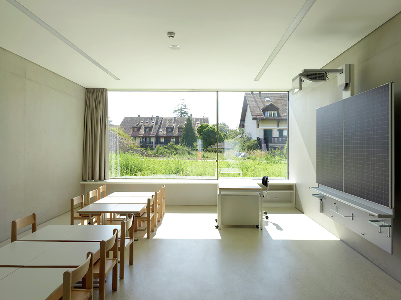 瑞士新泊航沙幼儿园---酷图编号7