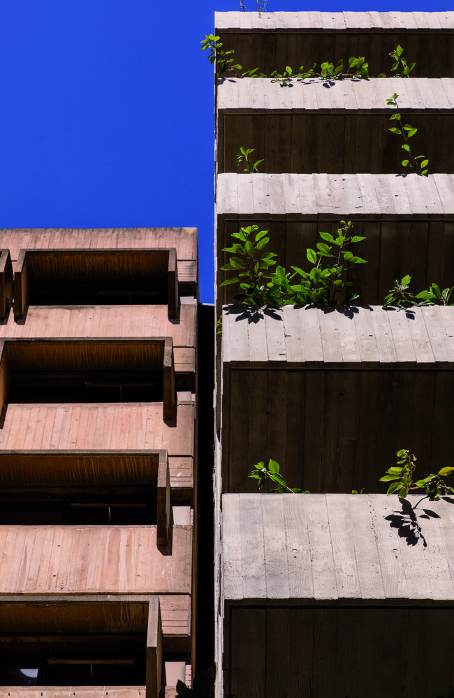 连接城市历史的混凝土景观阳台建筑---酷图编号1207409