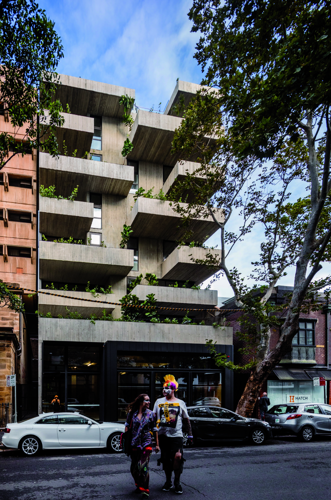 连接城市历史的混凝土景观阳台建筑---酷图编号1207410