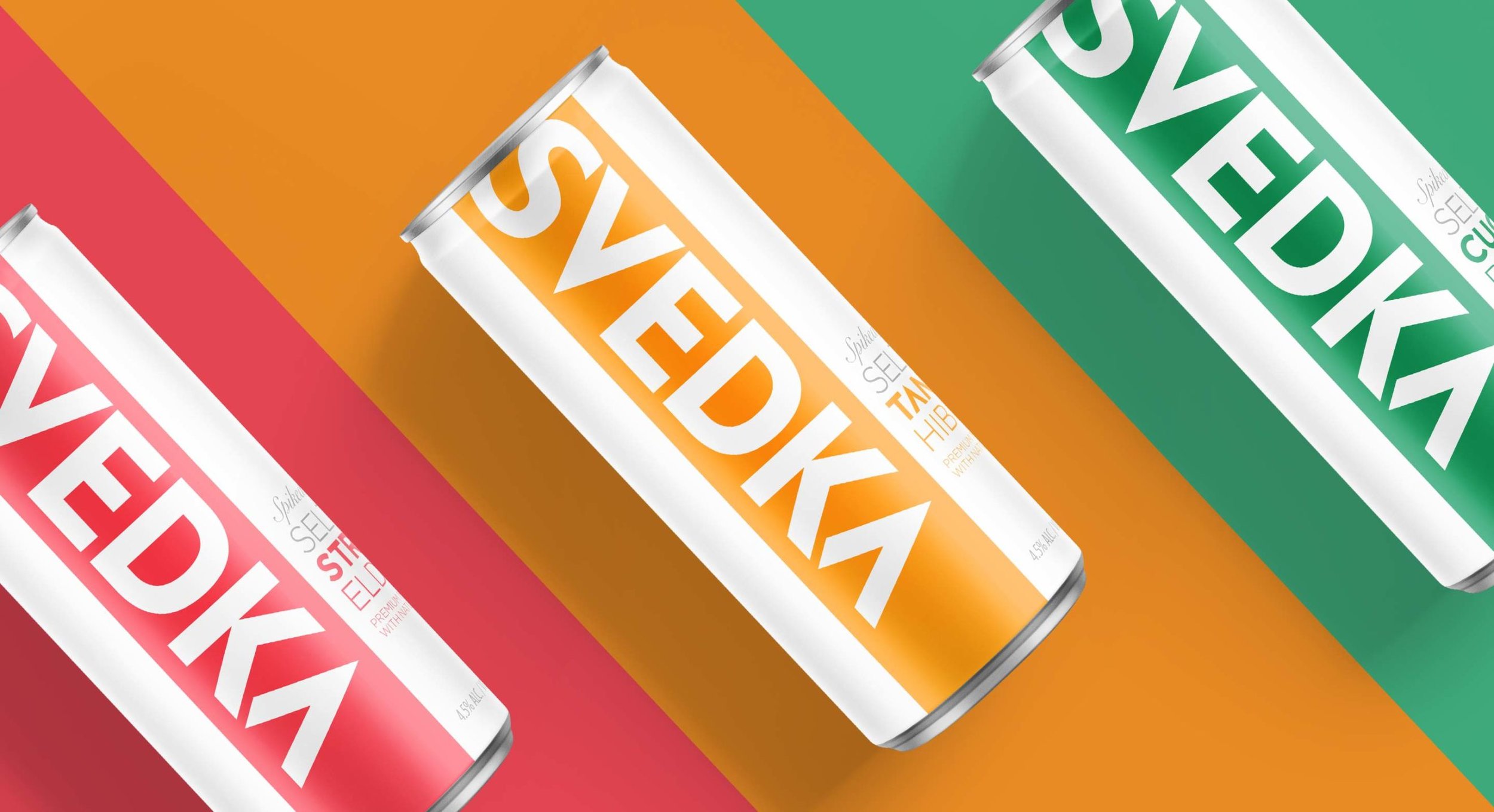 色彩缤纷的罐装鸡尾酒干净利落色彩流畅非常适合引导温暖的夏日气氛