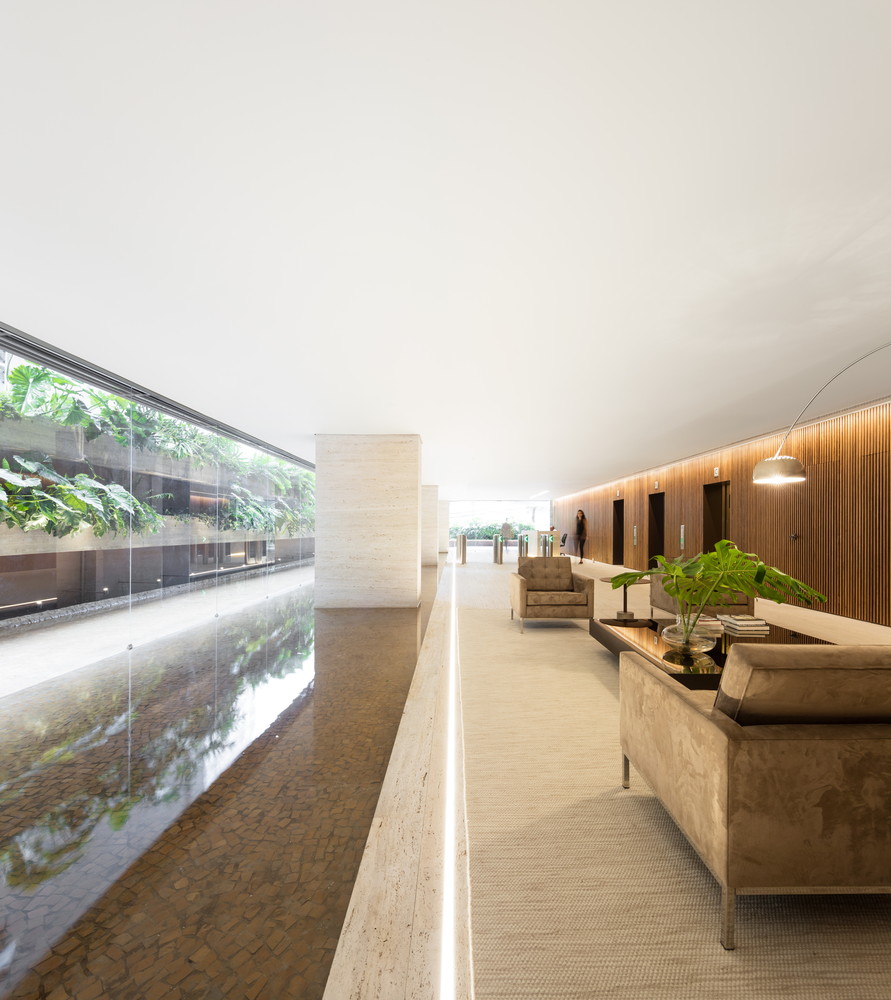 黑盒子大楼---酷图编号1209979