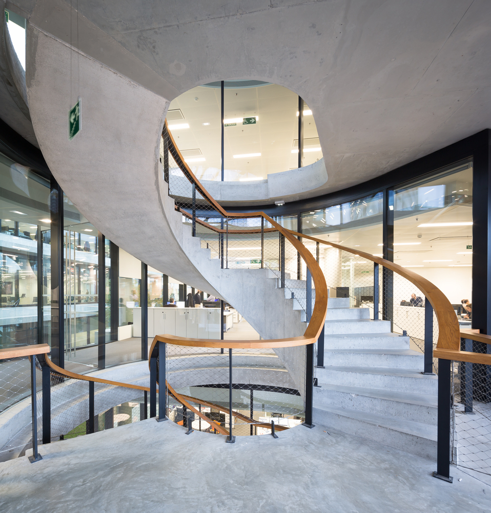 西班牙外换银行总部写字楼---酷图编号1210056