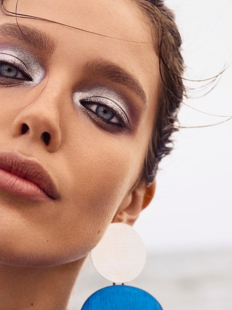 艾米丽・迪多纳透-Harper希腊-时尚的海滩蓝色运动风格---酷图编号6