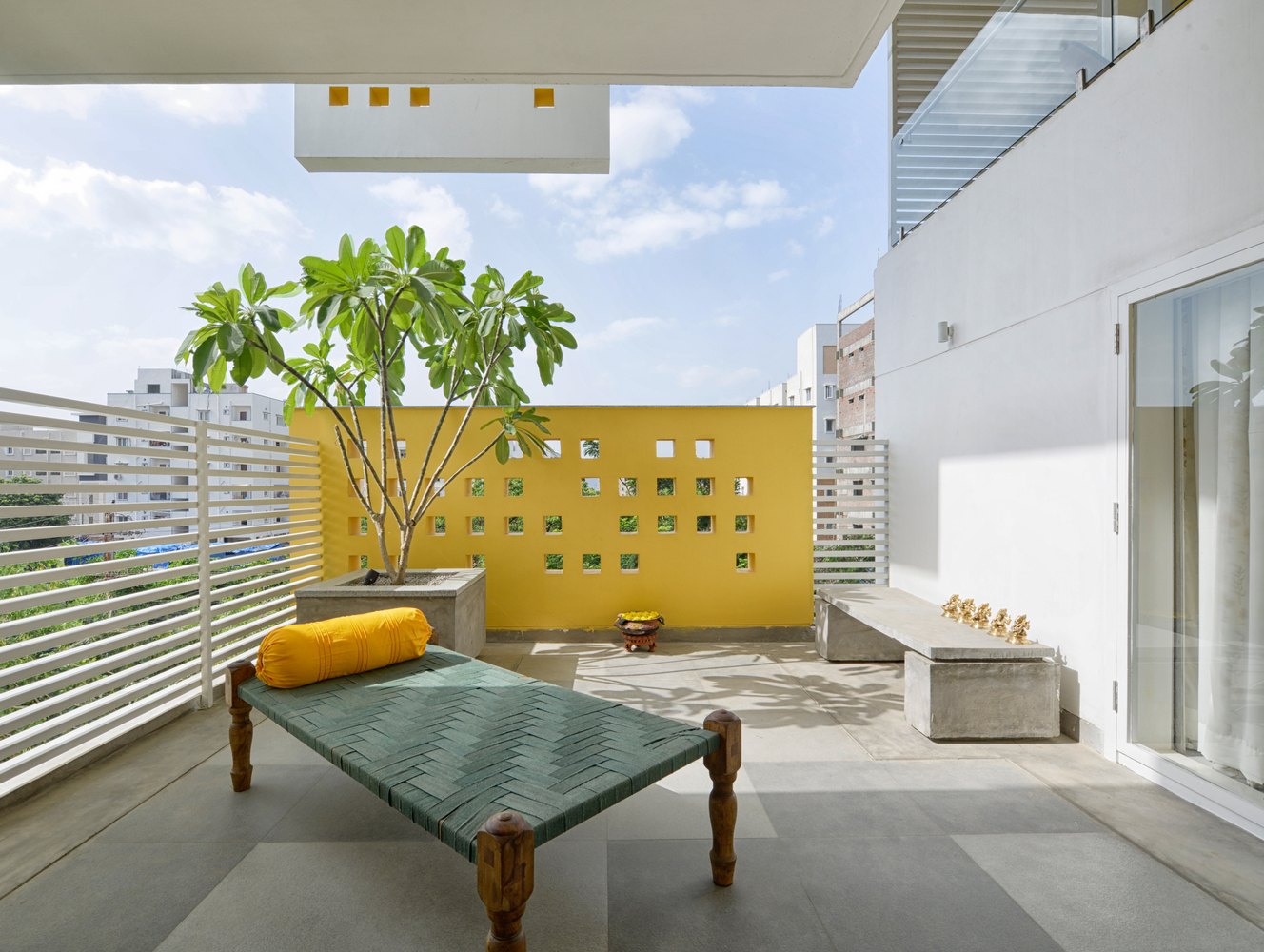 印度Never-Apart-ment黄白立体住宅---酷图编号1219133