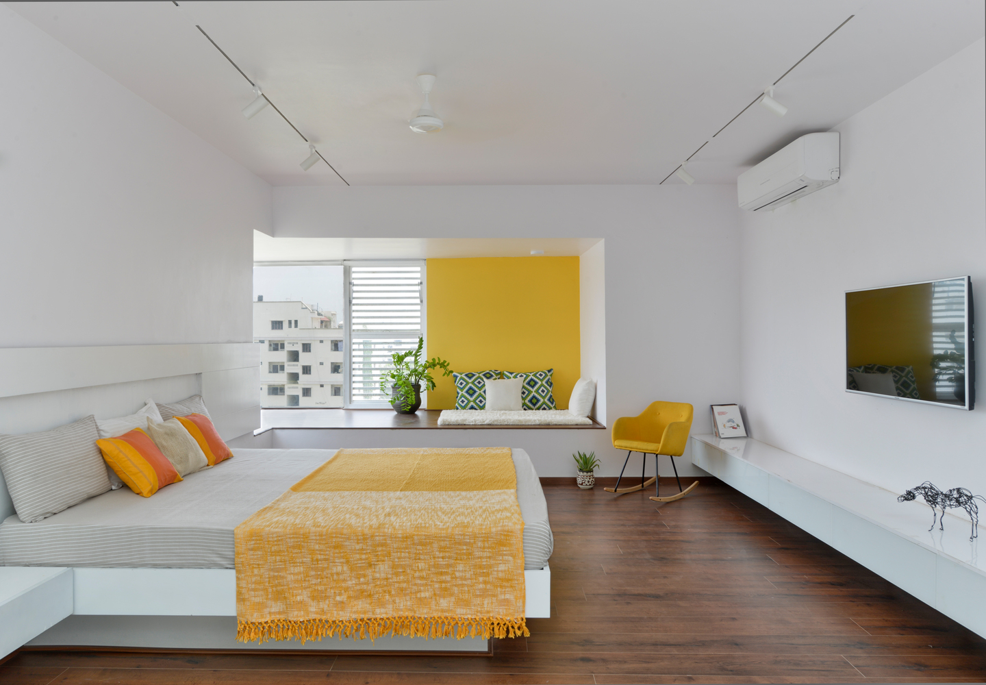 印度Never-Apart-ment黄白立体住宅---酷图编号1219145