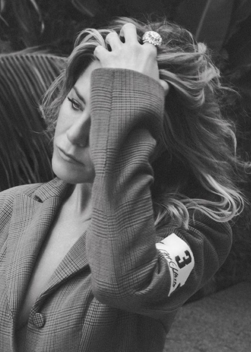 男装风格的美诱女人造型-InStyle杂志---酷图编号5