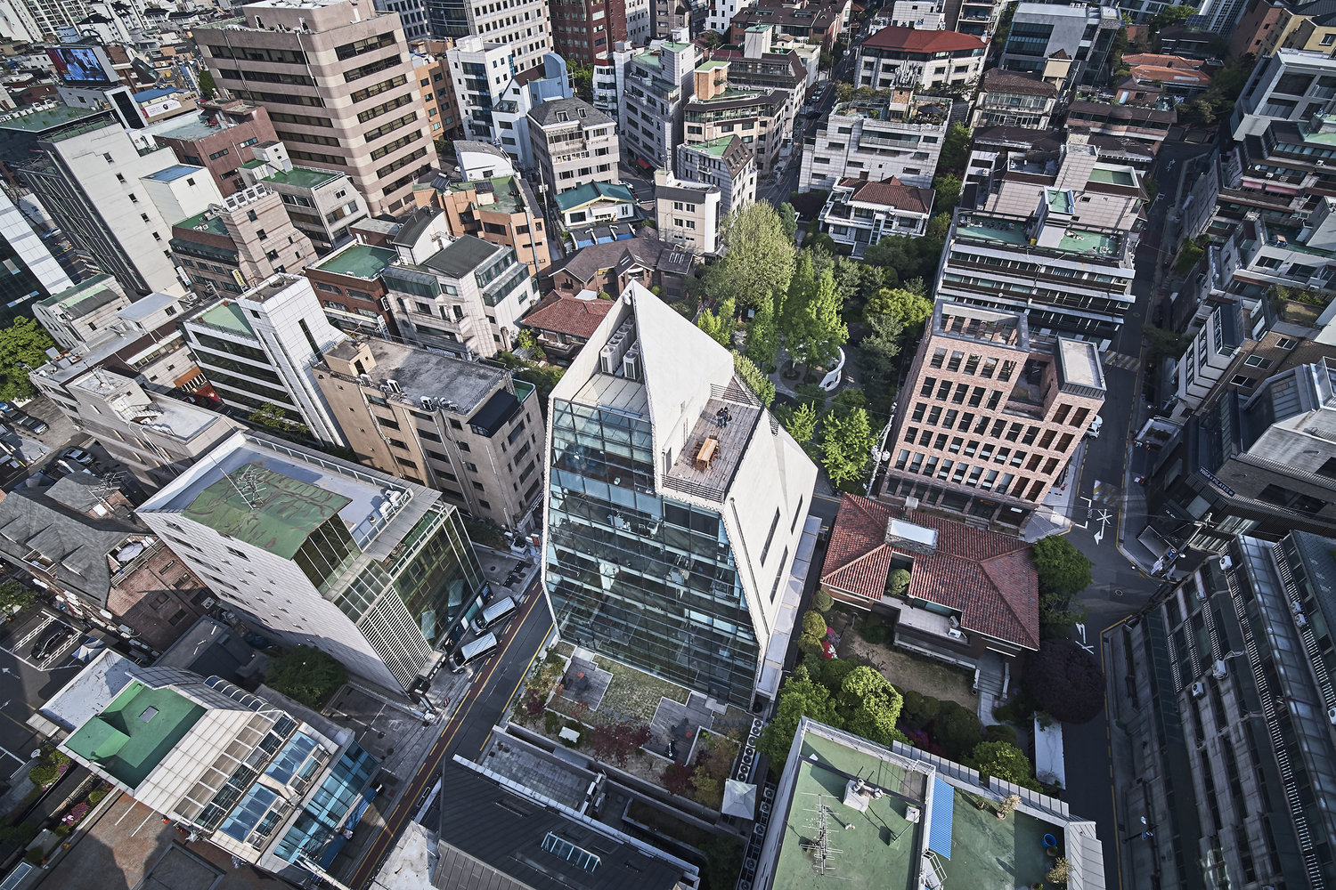 被切开的混凝土I Tower 办公楼建筑---酷图编号19