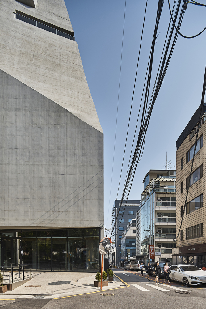 被切开的混凝土I Tower 办公楼建筑---酷图编号16