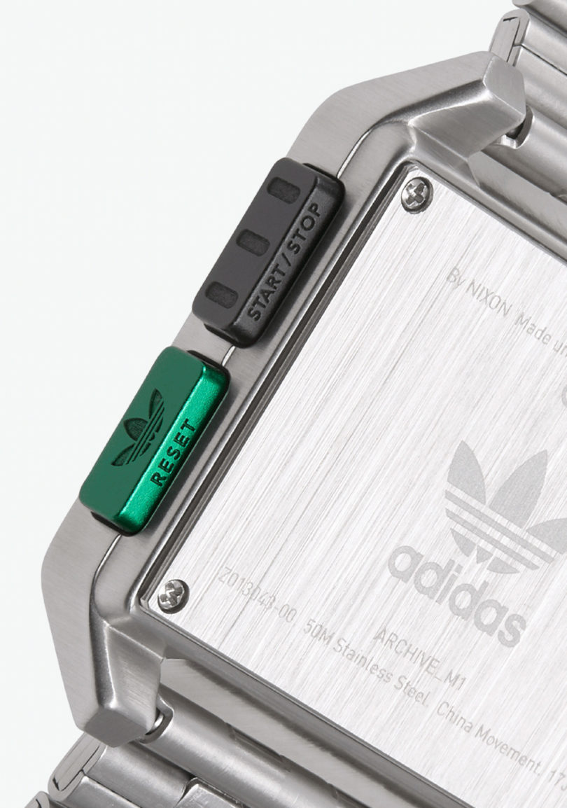 即将推出的ARCHIVE M1季节性版本加入了之前推出的金属色4色系列,现在提供相同的不锈钢表壳,硬化矿物水晶,24毫米宽,5连杆不锈钢表带,采用石英机芯流行美学工艺和DISTRICT精致极简主义,给表带来了新的色彩。