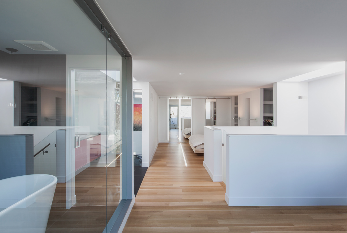 Instar House-加拿大艾伦比一幢极简主义的三层木结构建筑---酷图编号1