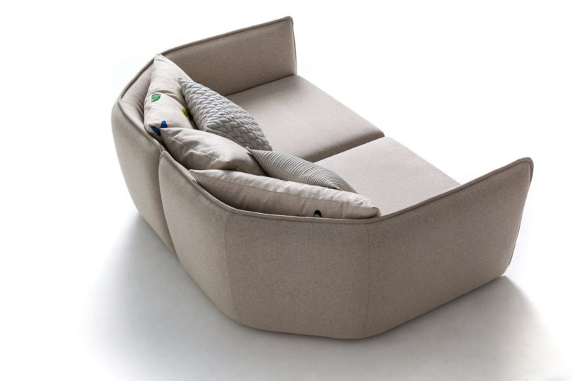 Patricia Urquiola独特的倒角沙发,以纪念她与Moroso合作20周年---酷图编号10