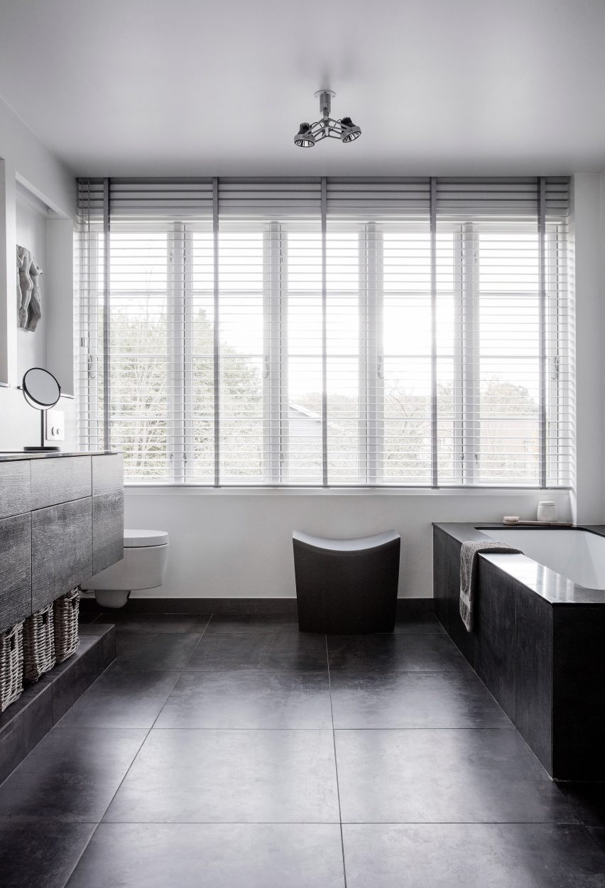 哥本哈根宁静的中性色调家庭住宅---酷图编号5