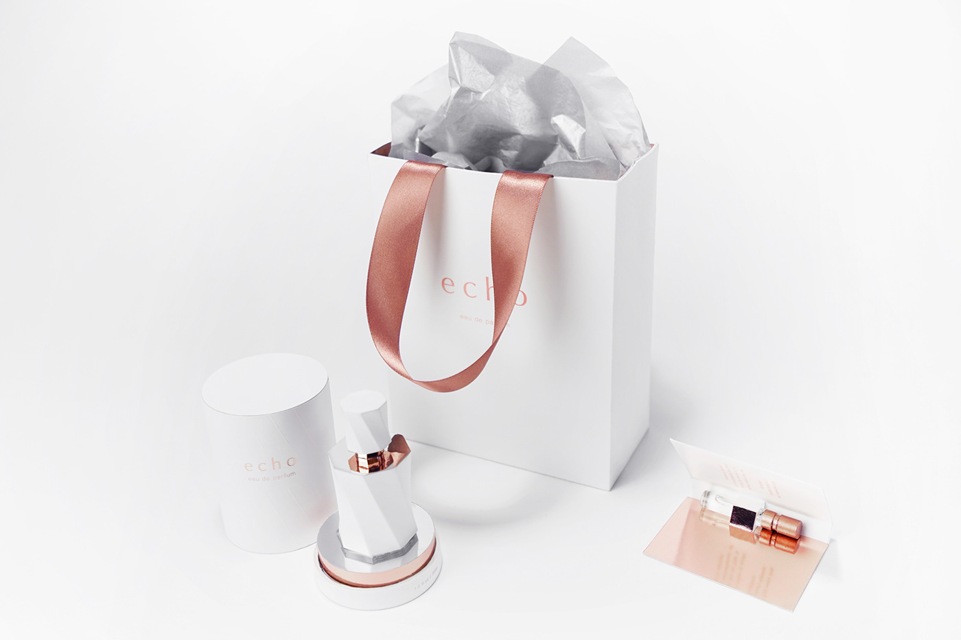 ECHO-一种表达简约背后复杂的香水---酷图编号8