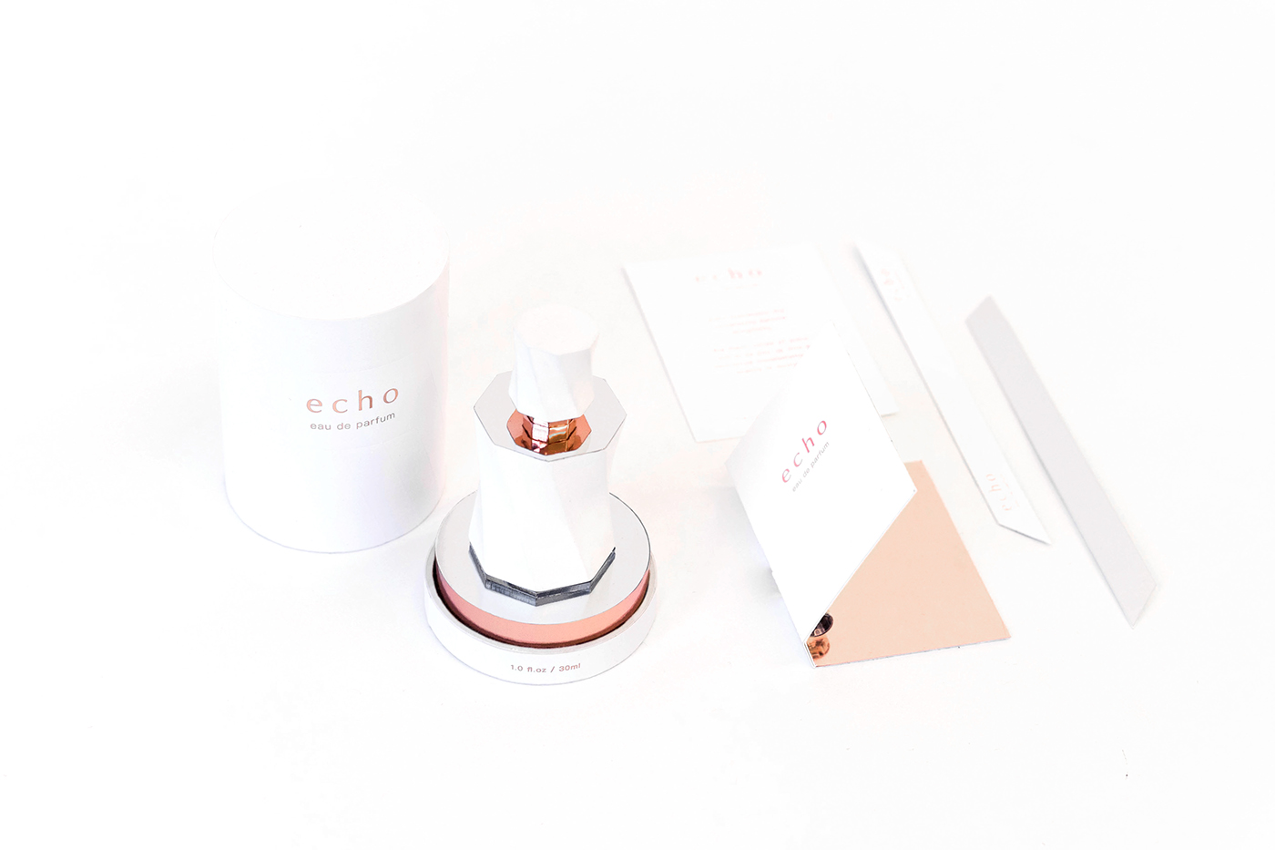 ECHO-一种表达简约背后复杂的香水---酷图编号6