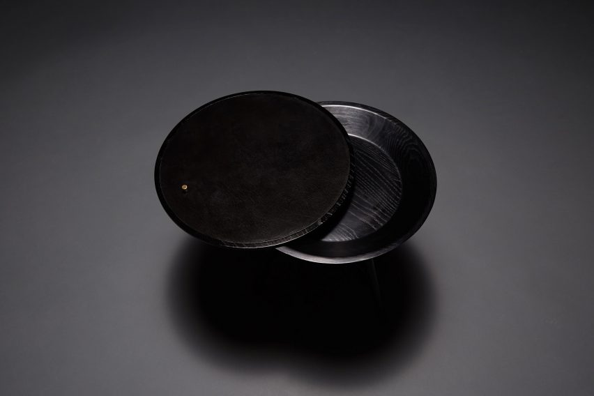 他们希望这些作品能够帮助中国的年轻买家用他们的文化和品味的家具定制他们的家园