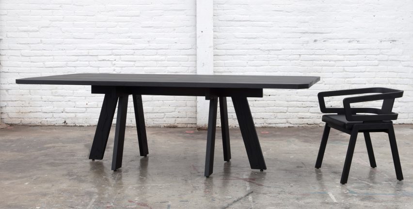 Esrawe为墨西哥设计周展示黑色木制家具---酷图编号6