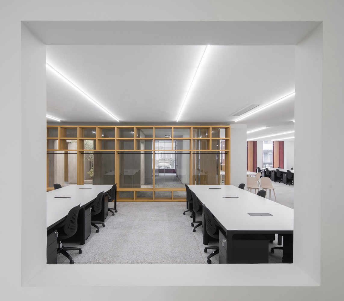 通过公共区域自然情境的营造、加入承载记忆和文化的元素让空间达到情感上的呼吸。