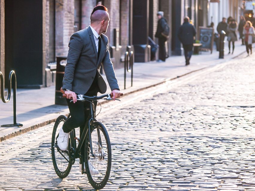 轮胎重量轻,在所有骑行条件下都具有低滚动阻力和高抓地力