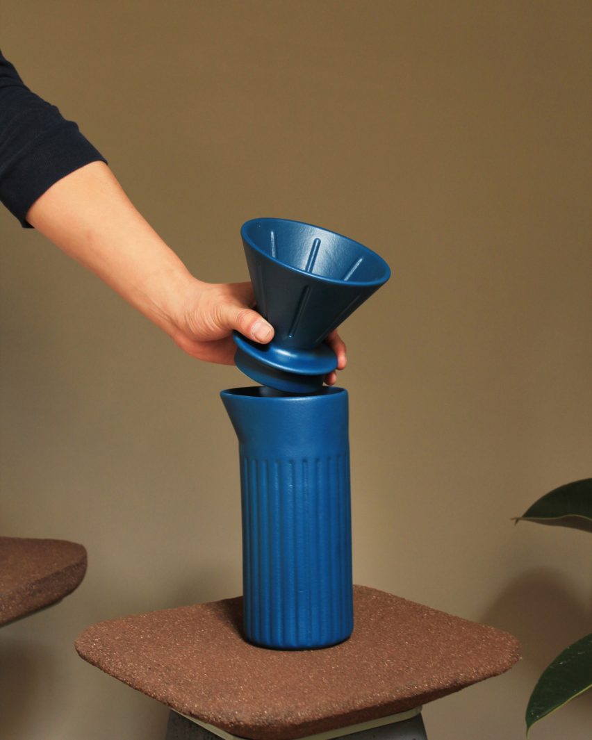 XavierLoránd采用废料和混凝土为Nero家具设计的混合咖啡桌---酷图编号3