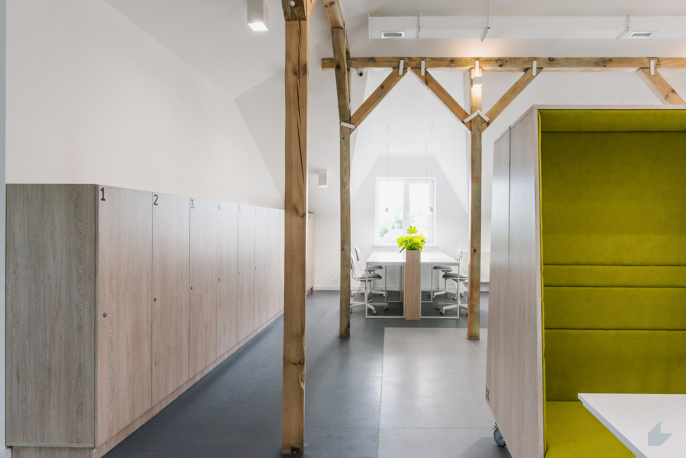 乌克兰380平方米的Coworking住宅公寓---酷图编号1236272