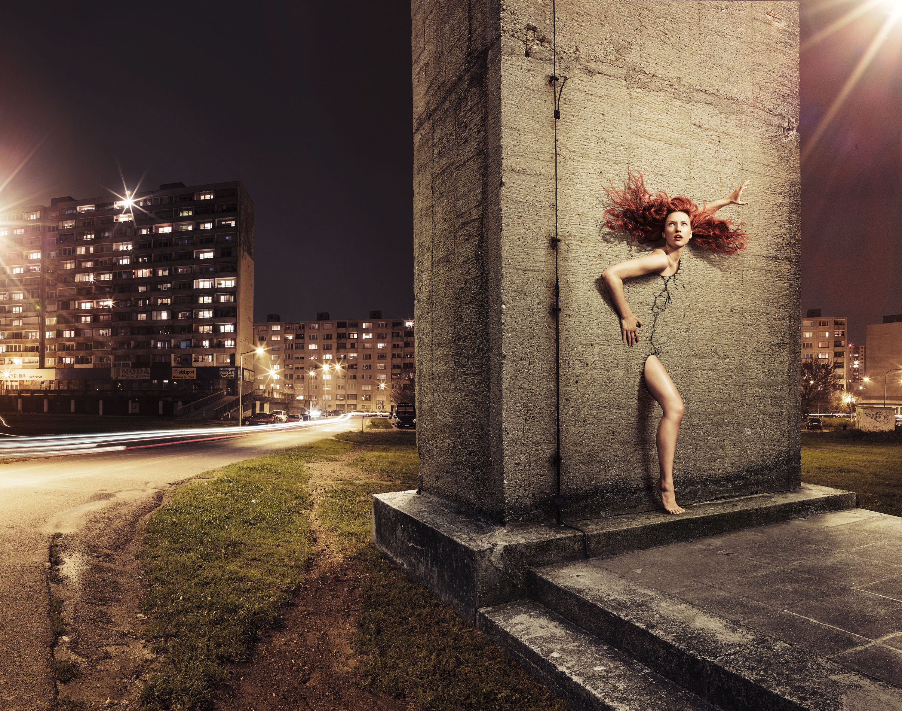 The Wall-破墙而出的女人---酷图编号5