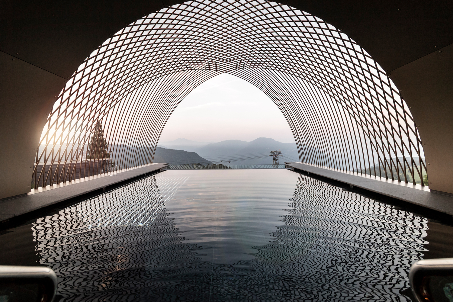 意大利2000平米的拱门旅馆---酷图编号1245133