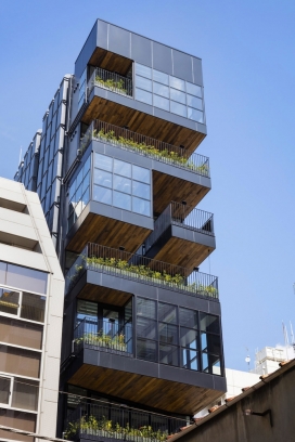 东京986平米的千代田露台大楼