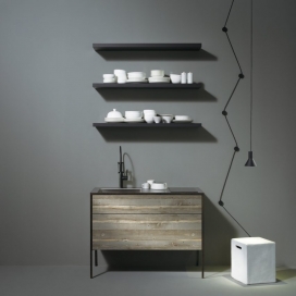 日本Sanwa三和推出微型家庭最新八款微型厨房系列-一系列适合小家庭使用的厨房，内置充满活力的柑橘色调橱柜和隐藏在桌子上的厨房