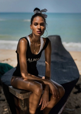 辛迪・布鲁纳-Elle英国2018年6月