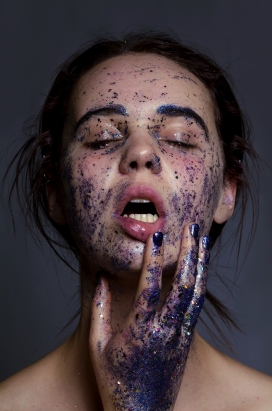 FRUK杂志-彩色荧光人像