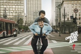 公共汽车司机请留下-Specialized Bicycles自行车平面广告