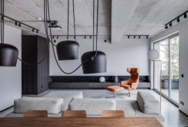 维尔纽斯使用灰色调创建的现代家庭公寓