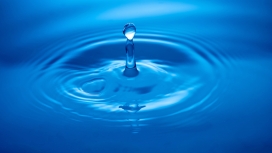 高清晰蓝色水滴波纹壁纸