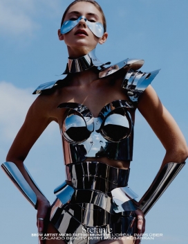 迷恋-阿明・莫尔巴赫-Tush杂志