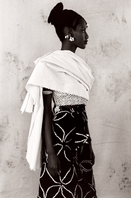 凯莉娜・卡明-LOfficiel荷兰-浓郁的美丽