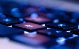 高清晰科技感键盘壁纸