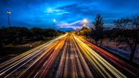 高清晰五彩车流光束壁纸