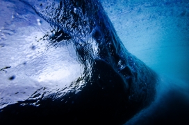 高清晰蓝色海浪壁纸