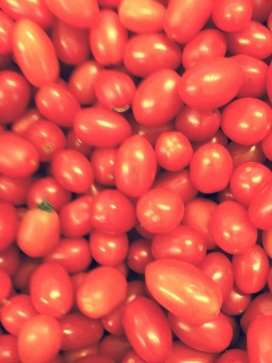 高清晰新鲜小西红柿水果壁纸