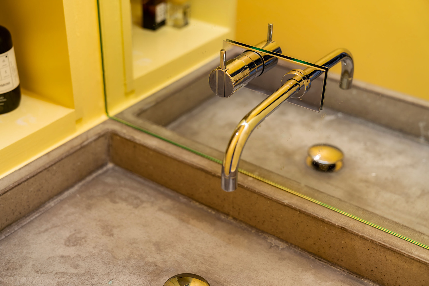 瑞典80平米集合功能墙体的橙色公寓---酷图编号1247804