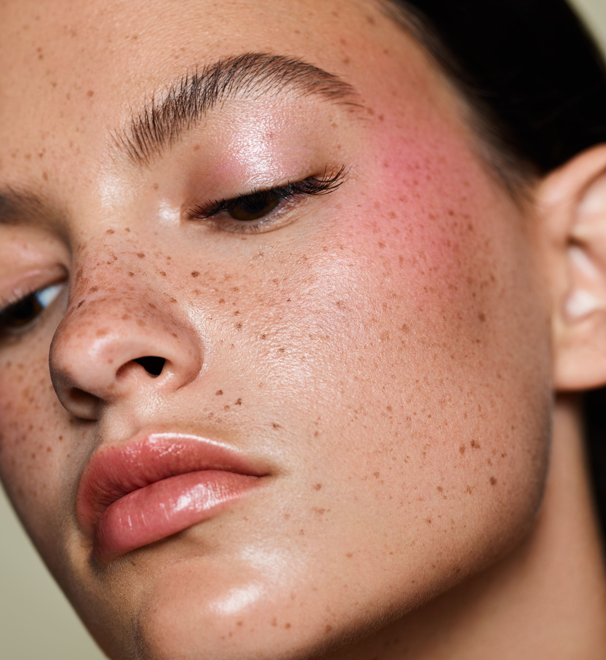 anita sadowska美容故事-欧莱凯设计网(2008php.com)