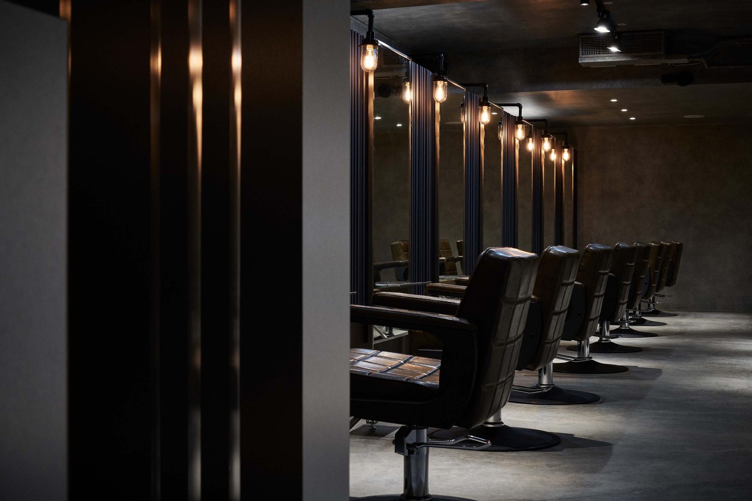 经由裁剪后的平面规划,将以两种色块排列,区分空间的使用方式